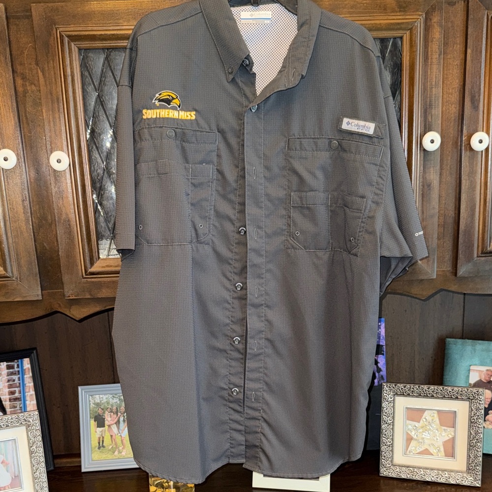Southern Miss Golden Eagles USM Columbia Charcoal Button-Up Shirt with Logo